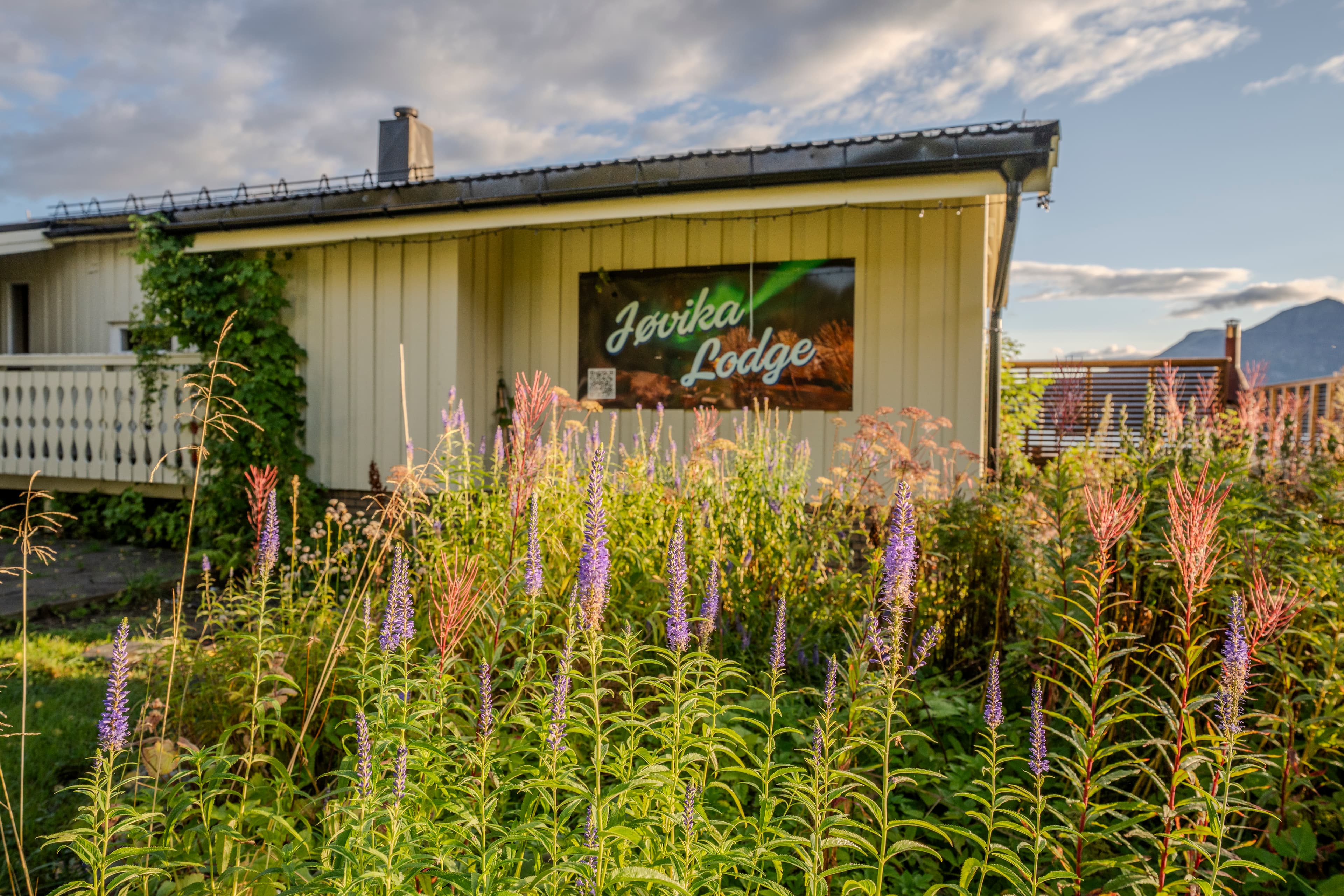 Jøvika Lodge exterior 11